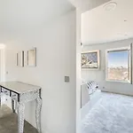 Elegant Apartment Offers Three Bedrooms